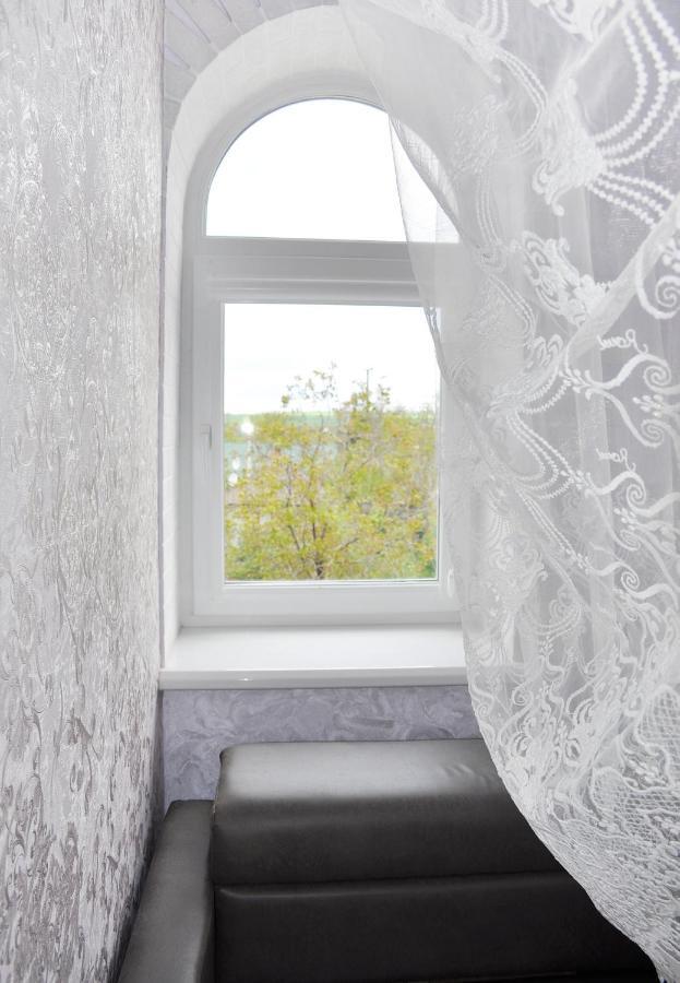Імперія Otaci Exterior photo
